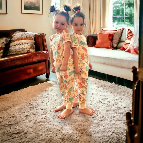 Shirley & Stone Easter lounge jogger pajama‎ set - Picture 6 of 7